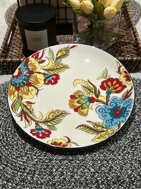 Tabletops Unlimited Caprice Dinner Plate Floral España Lifestyle Handcrafted